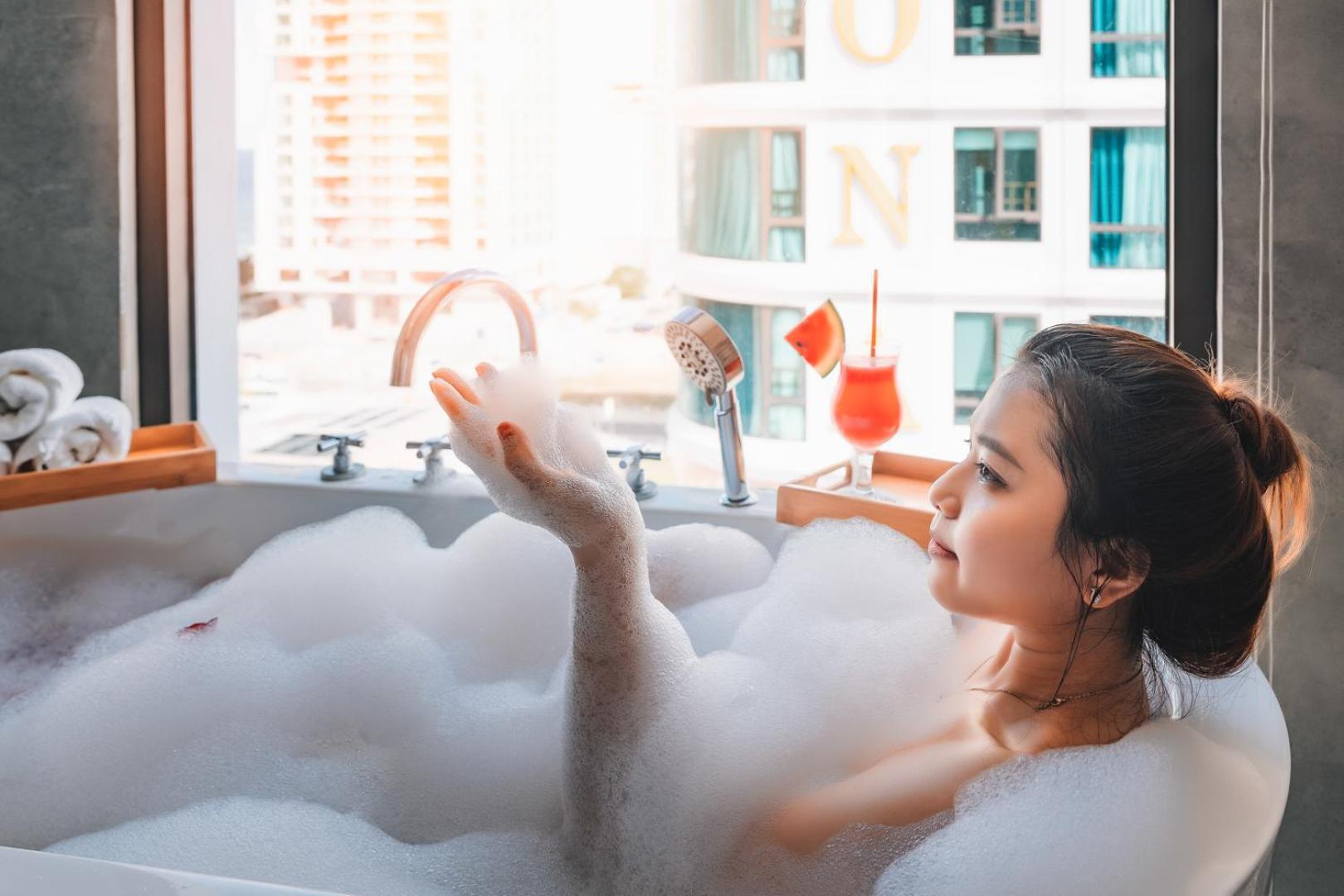 Minh Chau Premium Hotel Danang מראה חיצוני תמונה